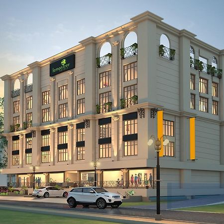 Lemon Tree Hotel Siliguri Ngoại thất bức ảnh