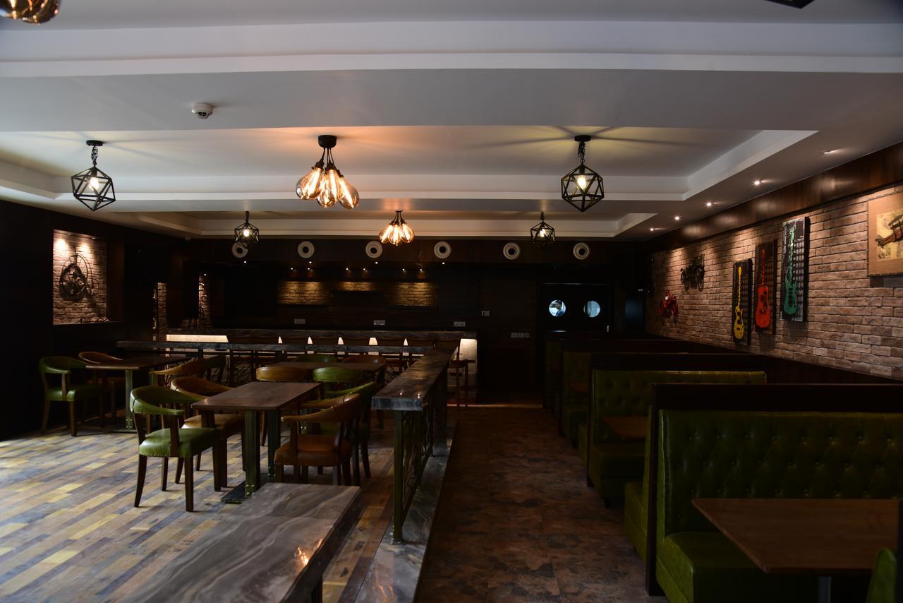Lemon Tree Hotel Siliguri Ngoại thất bức ảnh